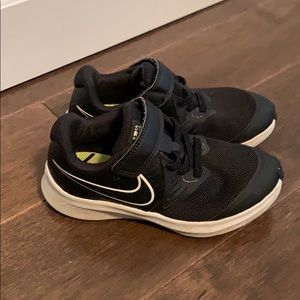 Nike sneakers, excellent condition size 11c